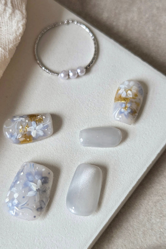 Blue Whisper – Hand-Painted Press-On Nails